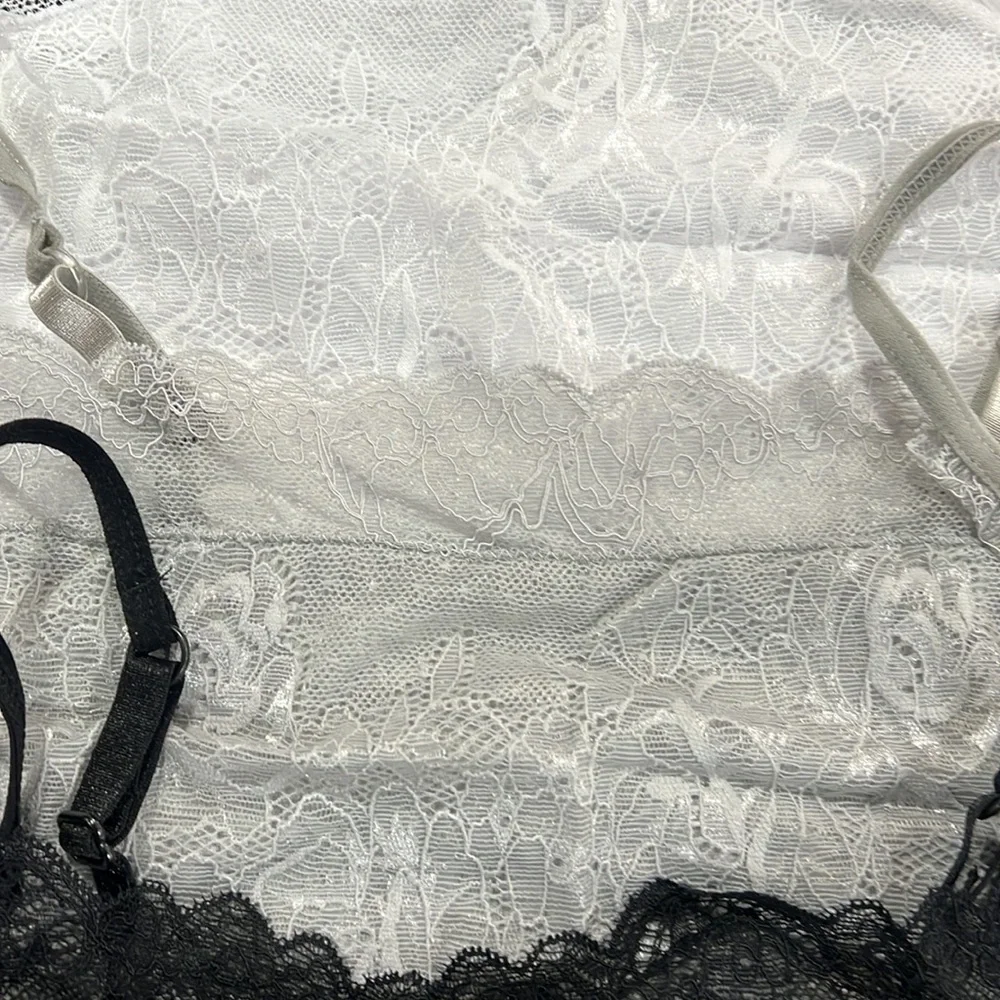 Four lace camis NWOT - Picture 4 of 7